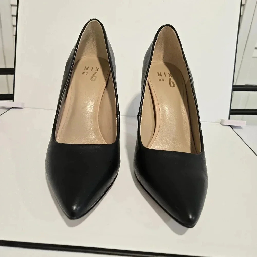 Max No. 6 Black Stiletto Heels – Classic Elegance with a Modern Twist - Picture 10 of 14